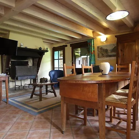 Maison De Caractere Avec Terrasse A 300m De L'allier, Ideale Pour Peche, Detente Et Activites Familiales - Fr-1-582-208