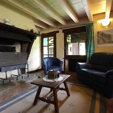 Maison De Caractere Avec Terrasse A 300m De L'allier, Ideale Pour Peche, Detente Et Activites Familiales - Fr-1-582-208