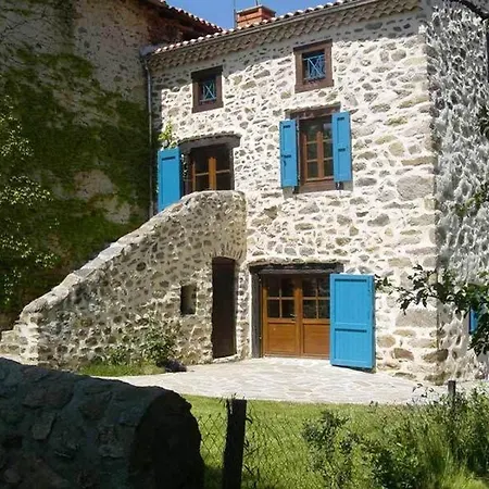 Maison De Caractere Avec Terrasse A 300m De L'allier, Ideale Pour Peche, Detente Et Activites Familiales - Fr-1-582-208 Holiday home
