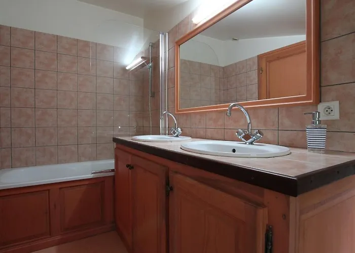 Maison De Caractère Avec Terrasse à 300m De L'allier, Idéale Pour Pêche, Détente Et Activités Familiales - Fr-1-582-208 Casa vacanze *