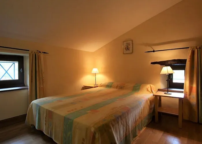 Casa vacanze Maison De Caractère Avec Terrasse à 300m De L'allier, Idéale Pour Pêche, Détente Et Activités Familiales - Fr-1-582-208